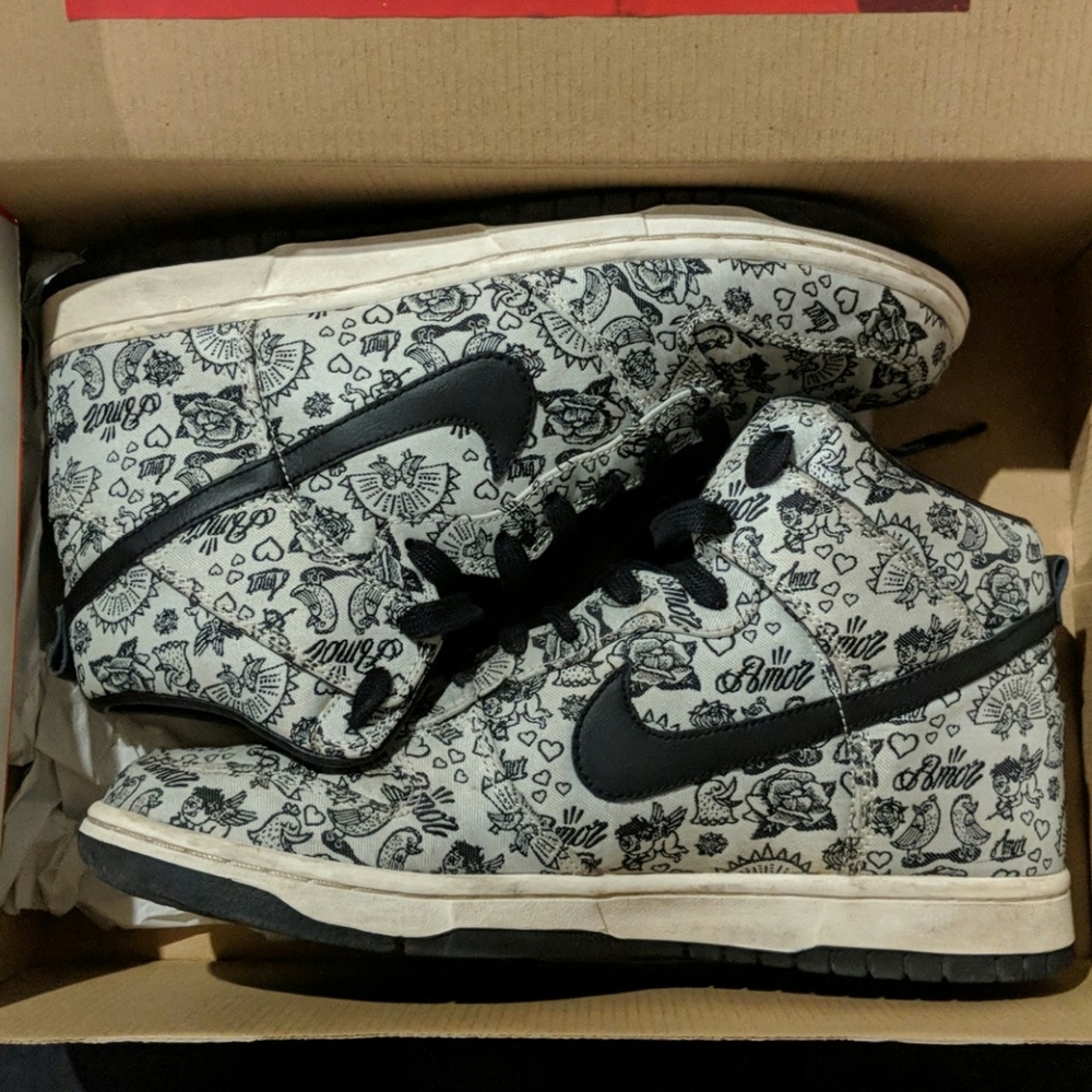 Nike Sneakers